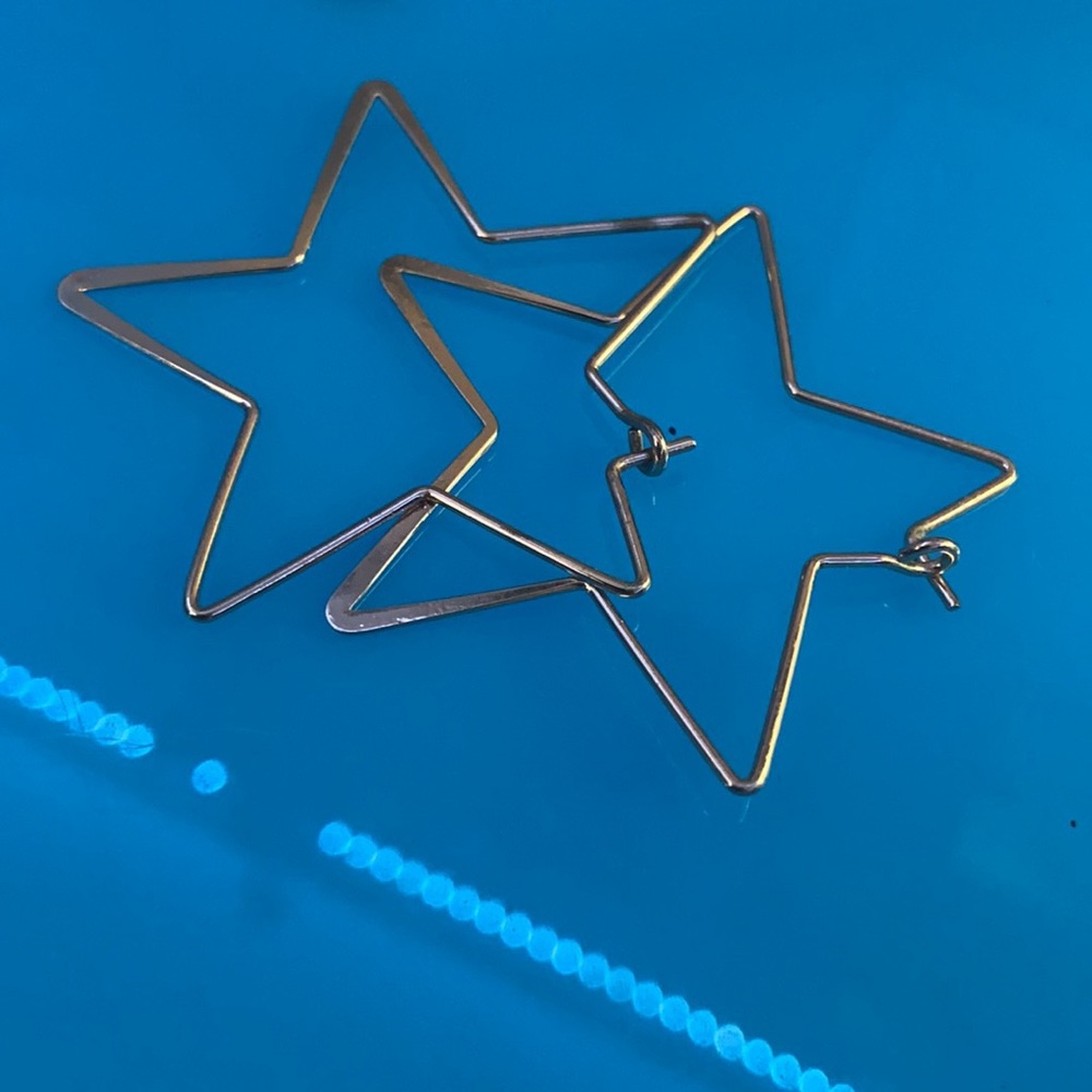 Gold earrings - Picture 2 of 3
